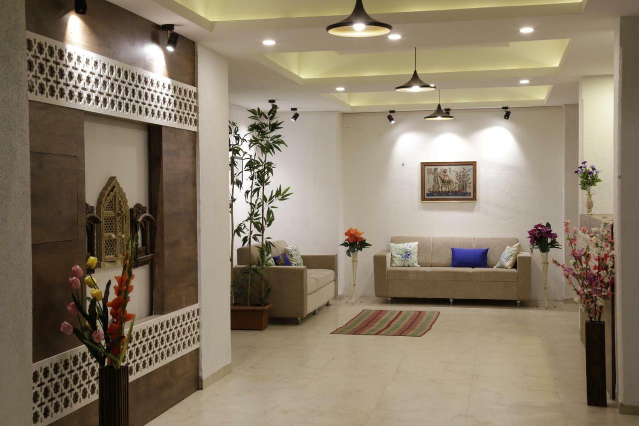 Emerald Vista Luxury Suites Pune Exterior foto